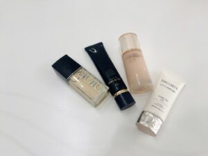 大人のメイクに大事になのはベースメイクを意識することの記事。恵比寿のメイクでお悩みのアラサー ・アラフォーの皆様に向けてお悩み解決方法をメイクレッスンでお伝えしている。